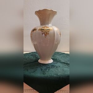 Vintage Retired Lenox Catalan Collection 10" Vase